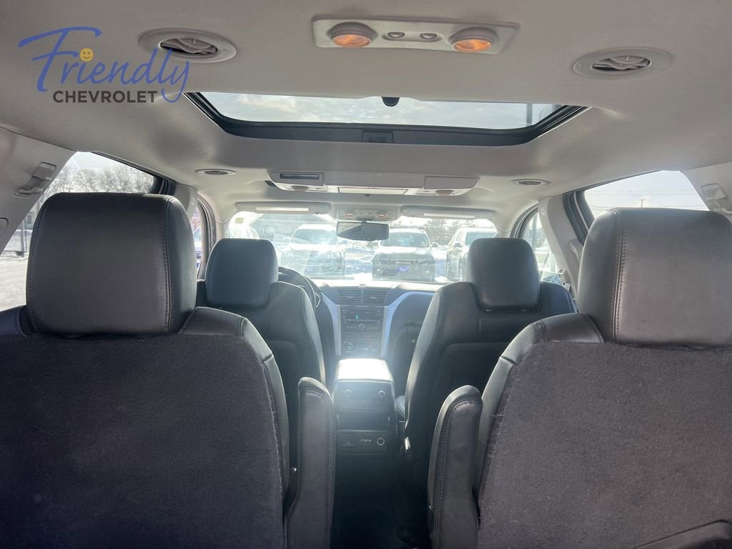2011 Chevrolet Traverse LT w/2LT