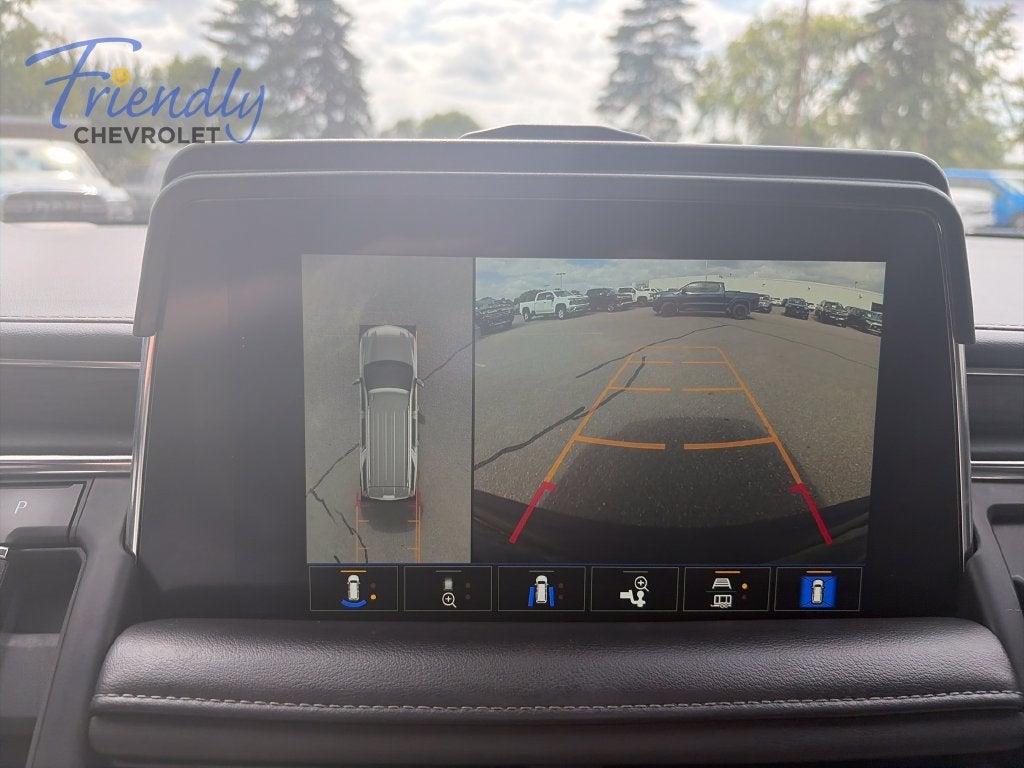2022 Chevrolet Suburban Z71 - Photo 31
