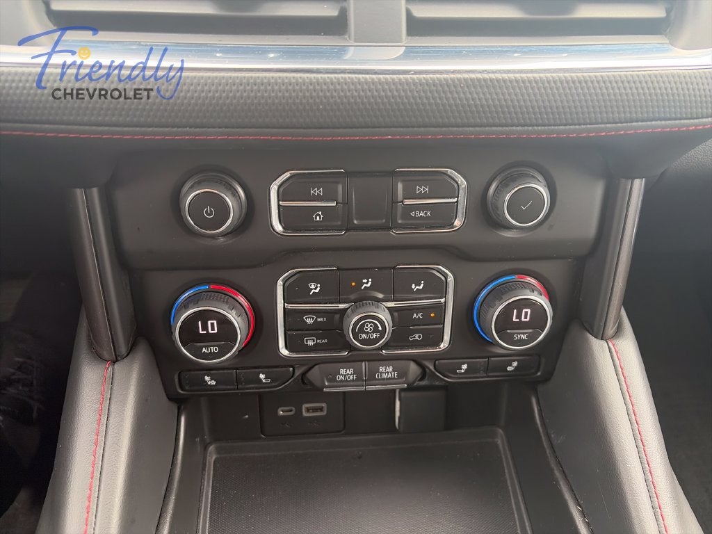 2023 Chevrolet Suburban RST
