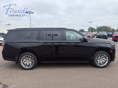 2023 Chevrolet Suburban RST