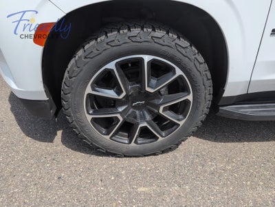 2023 Chevrolet Suburban RST