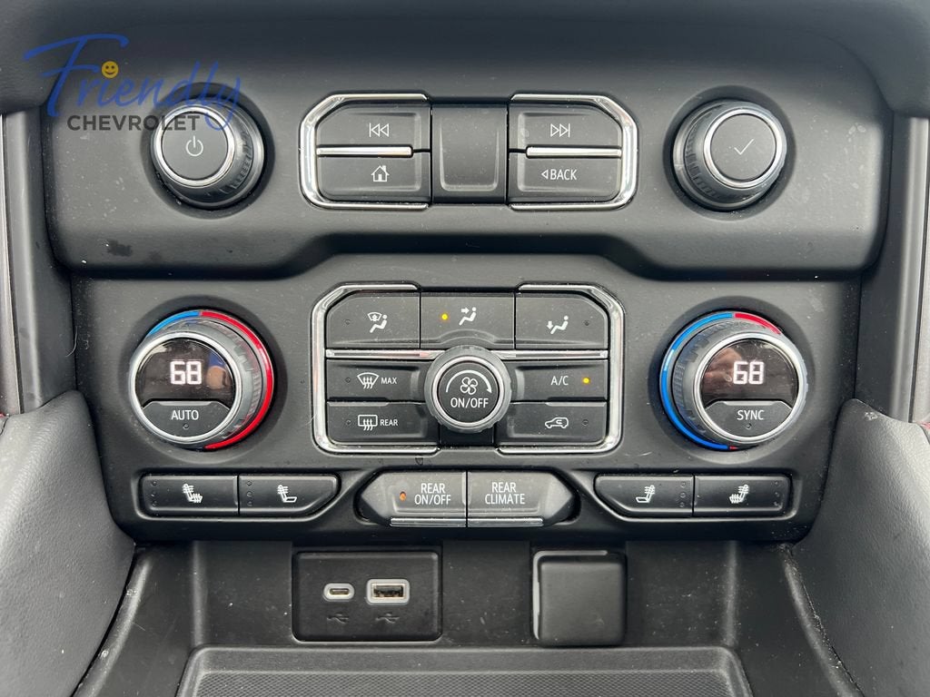 2022 Chevrolet Suburban RST