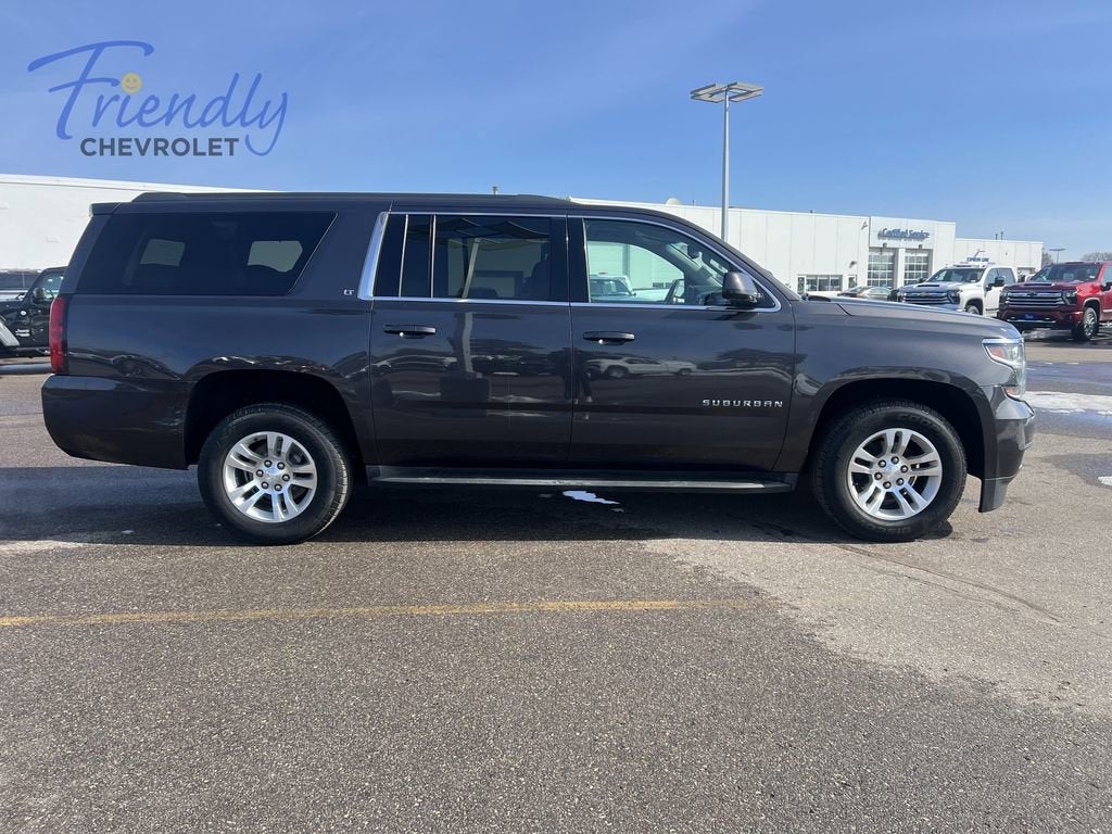 2017 Chevrolet Suburban LT