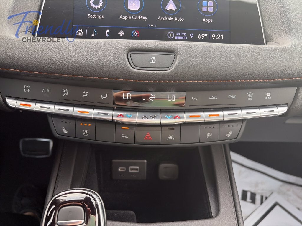 2023 Cadillac XT4 AWD Sport
