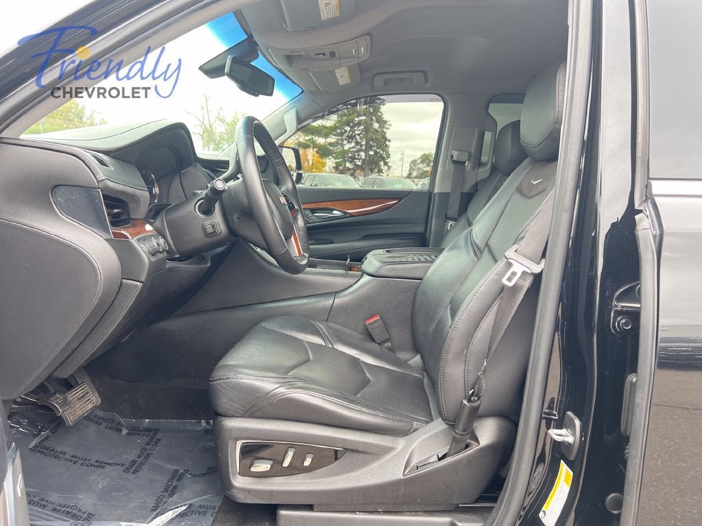 2018 Cadillac Escalade Standard