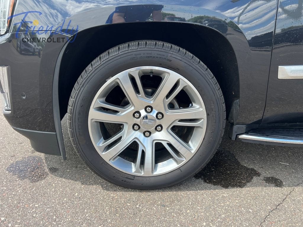 2019 Cadillac Escalade Luxury