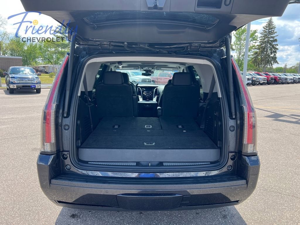 2019 Cadillac Escalade Luxury
