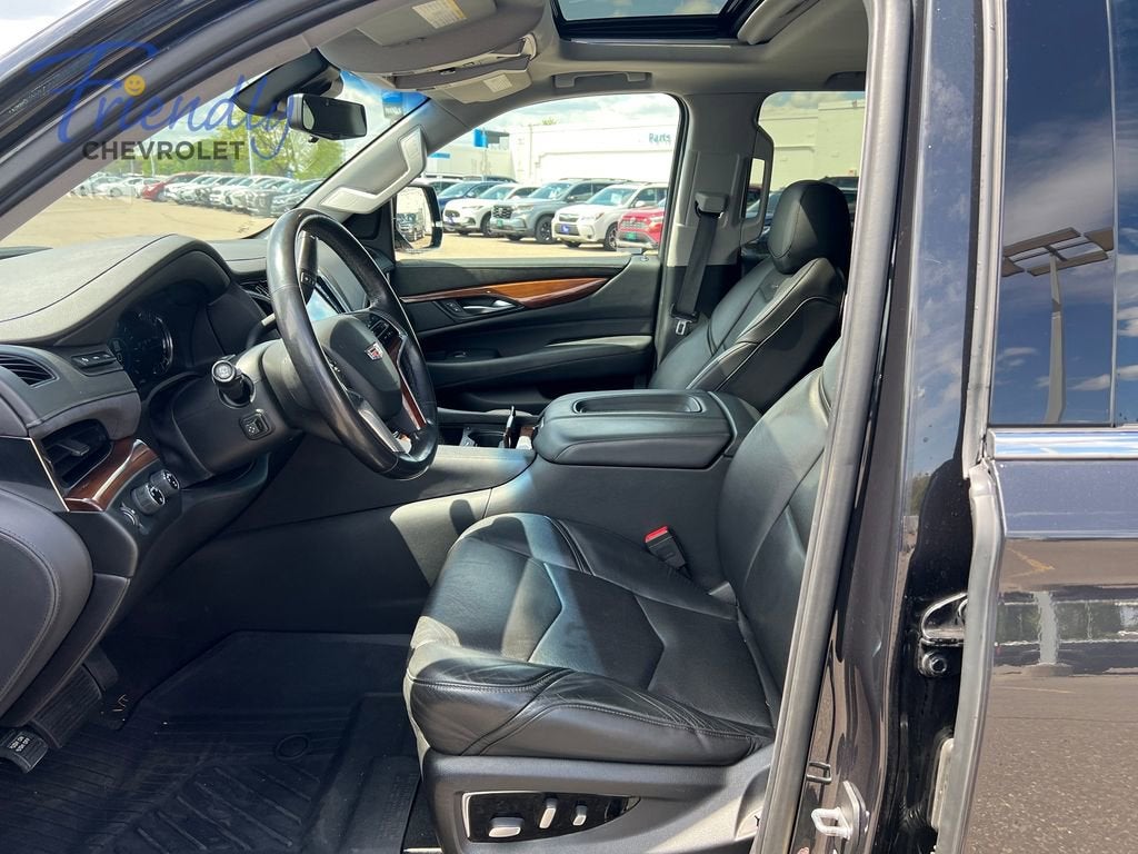 2019 Cadillac Escalade Luxury