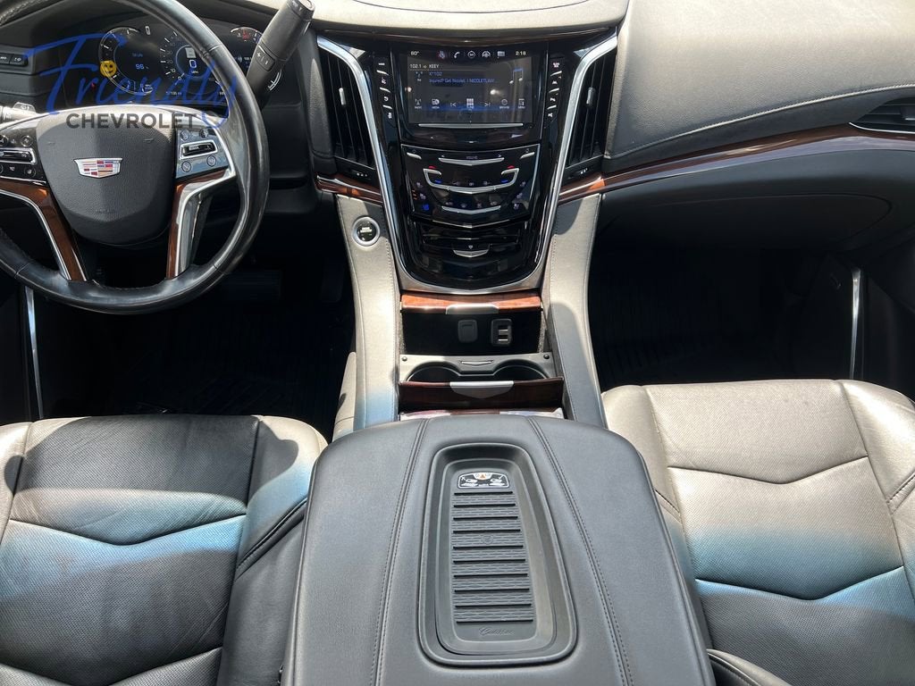 2019 Cadillac Escalade Luxury