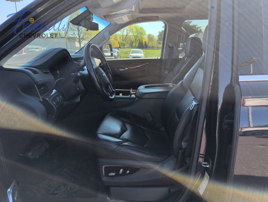 2019 Cadillac Escalade Luxury