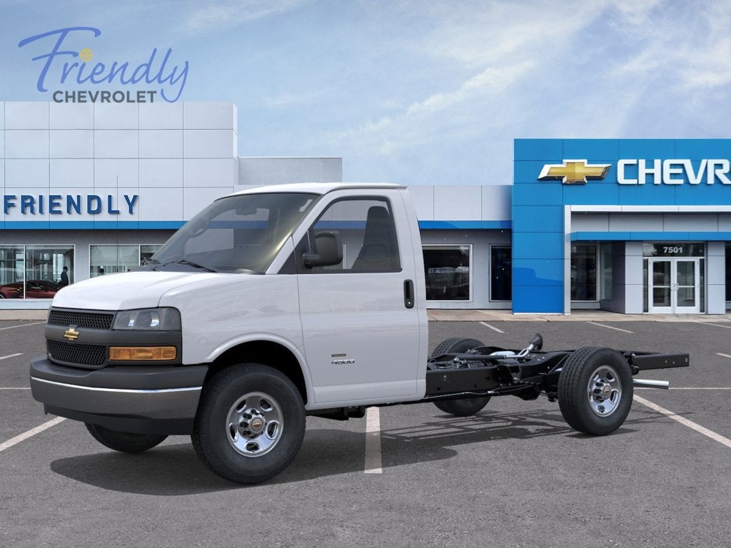 2026 Chevrolet Express Cutaway 3500 1WT