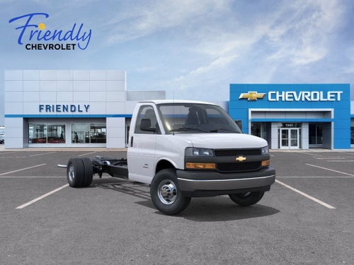 2026 Chevrolet Express Cutaway 3500 1WT