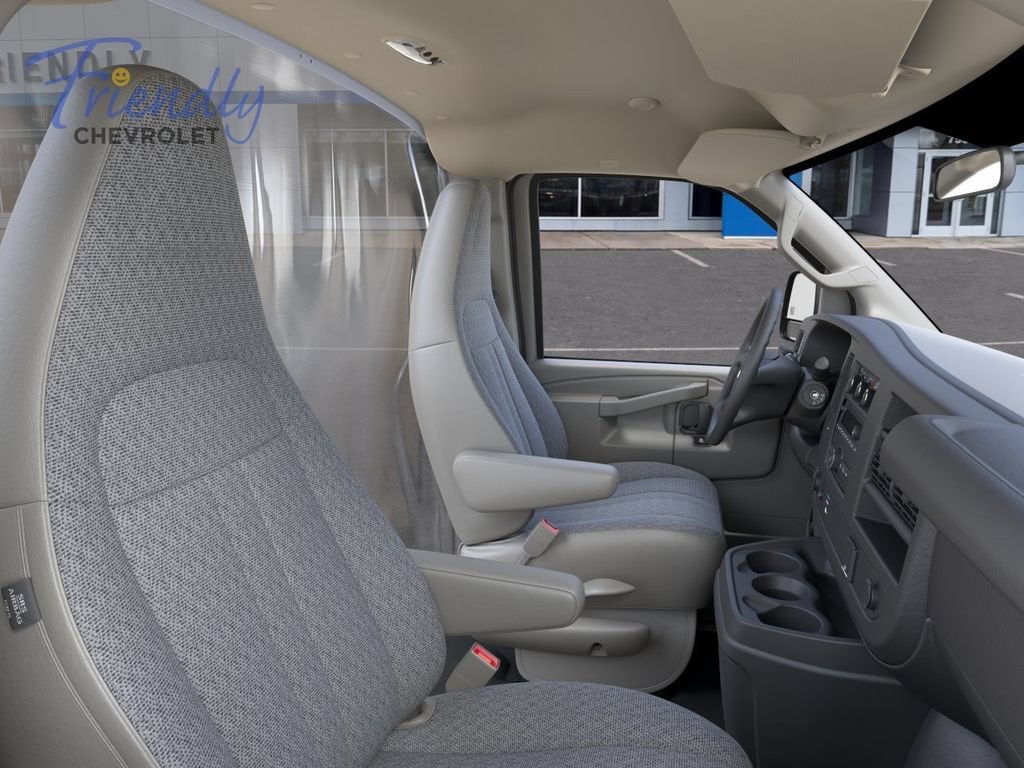2026 Chevrolet Express Cutaway 3500 1WT