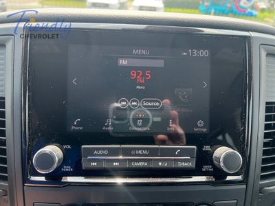 2024 Nissan TITAN Crew Cab SV 4x4
