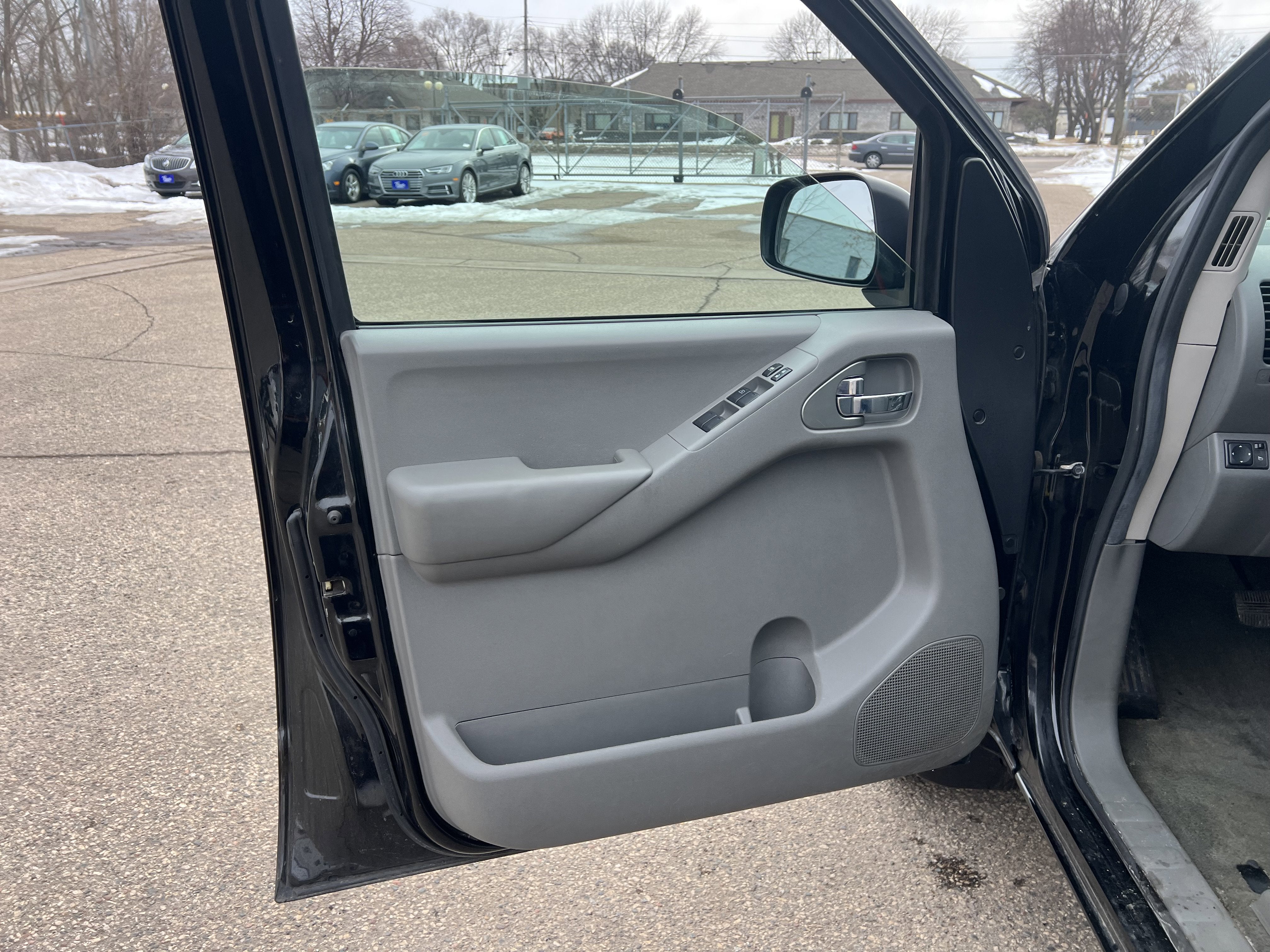 2010 Nissan Frontier SE