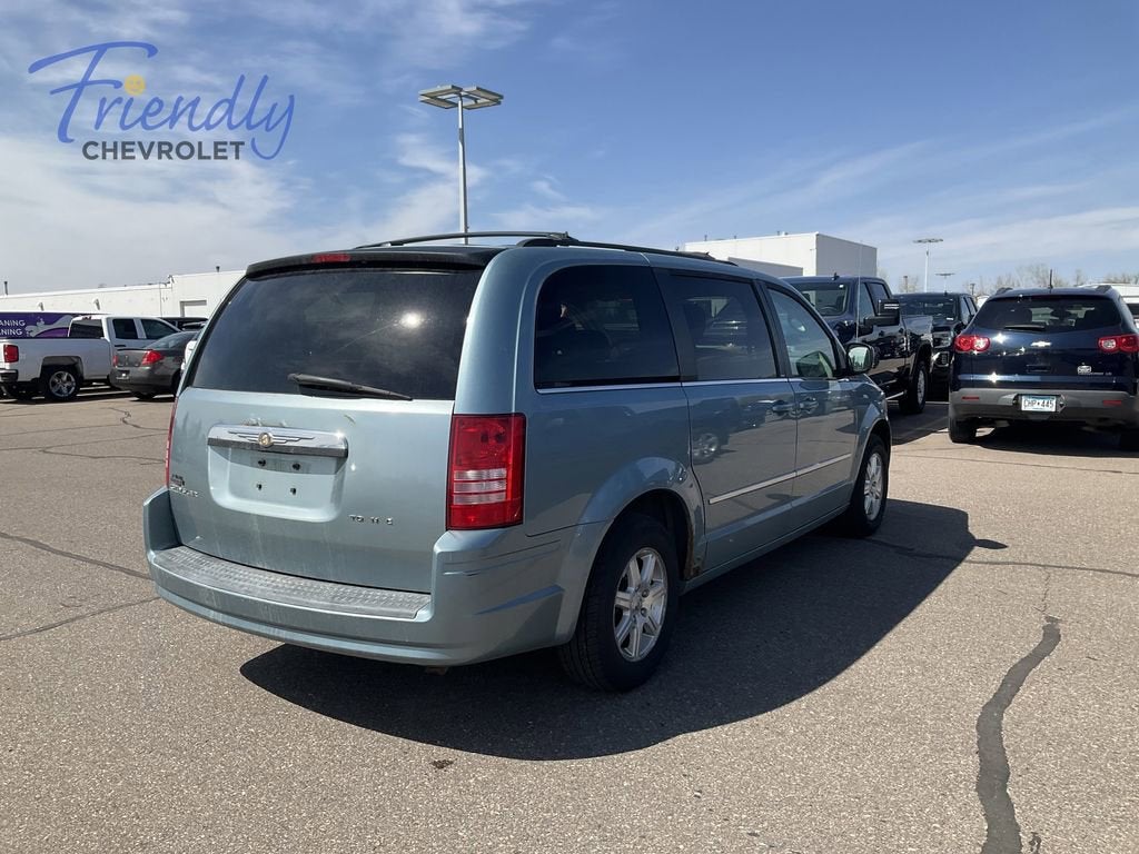 2009 Chrysler Town & Country Touring
