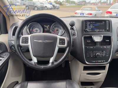 2015 Chrysler Town & Country Touring-L