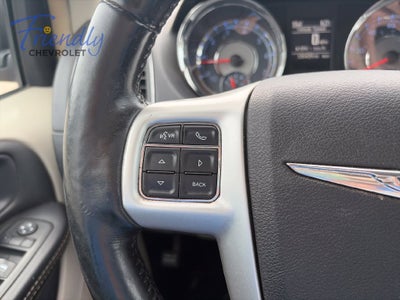 2015 Chrysler Town & Country Touring-L