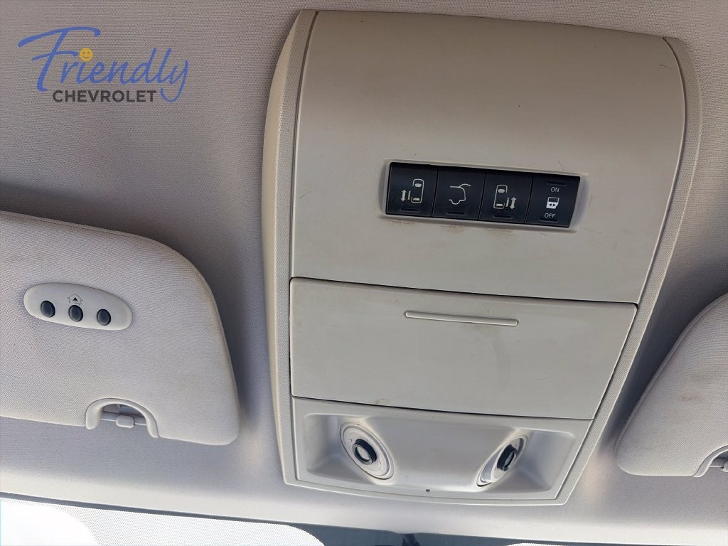 2015 Chrysler Town & Country Touring-L