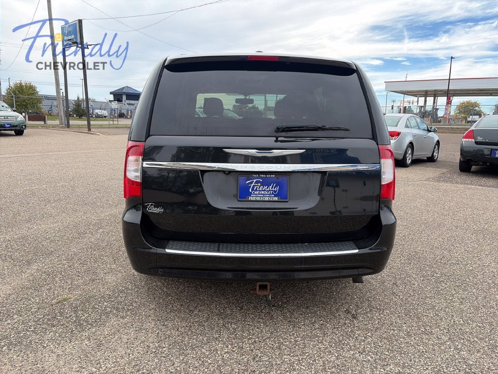 2015 Chrysler Town & Country Touring-L