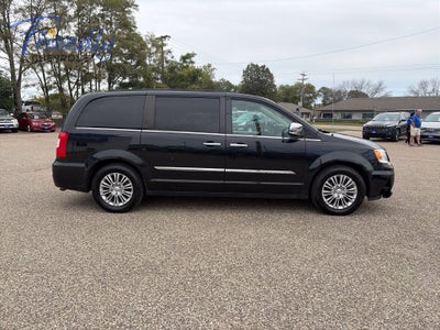 2015 Chrysler Town & Country Touring-L