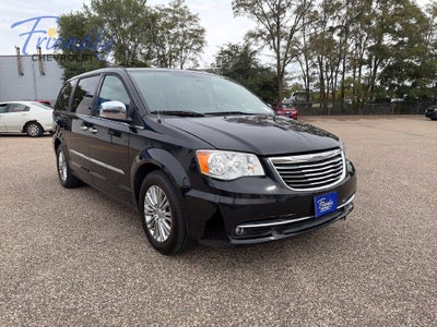 2015 Chrysler Town & Country Touring-L