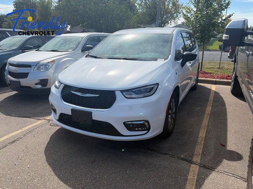 2025 Chrysler Pacifica Hybrid Select