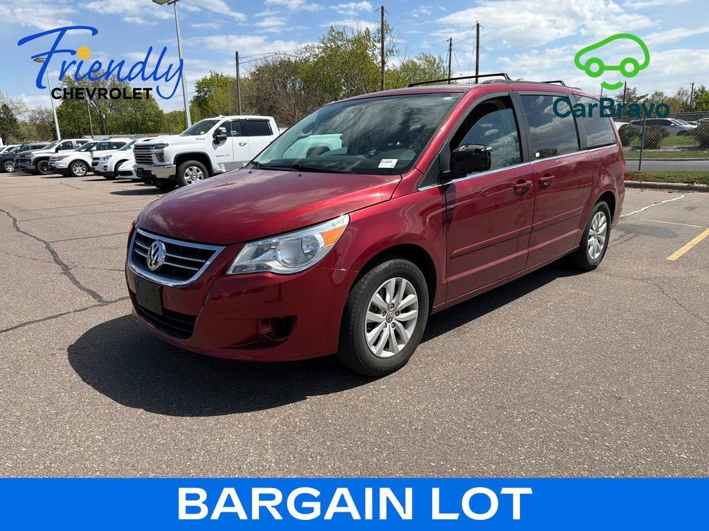 2014 Volkswagen Routan SE
