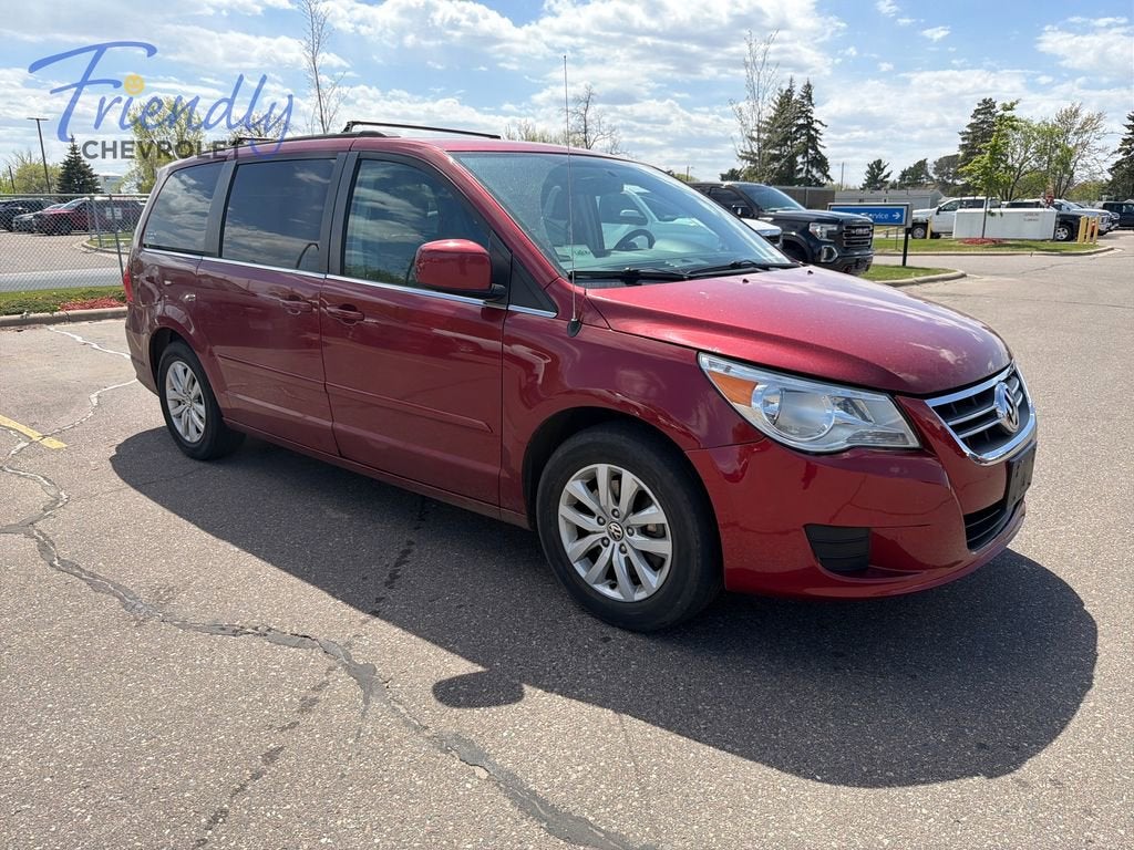 2014 Volkswagen Routan SE
