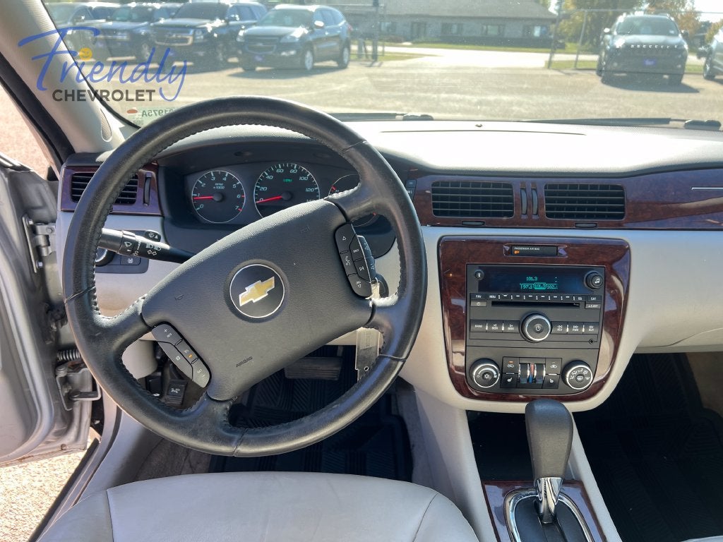 2011 Chevrolet Impala LT Retail