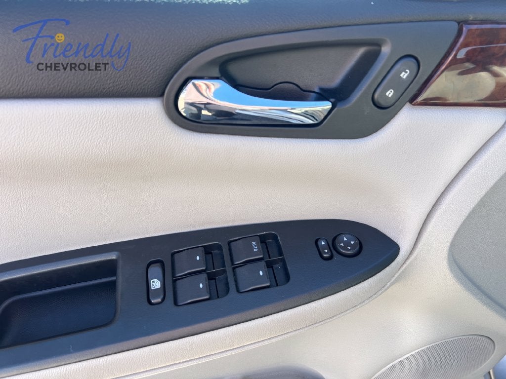 2011 Chevrolet Impala LT Retail