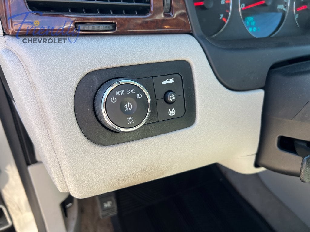 2011 Chevrolet Impala LT Retail