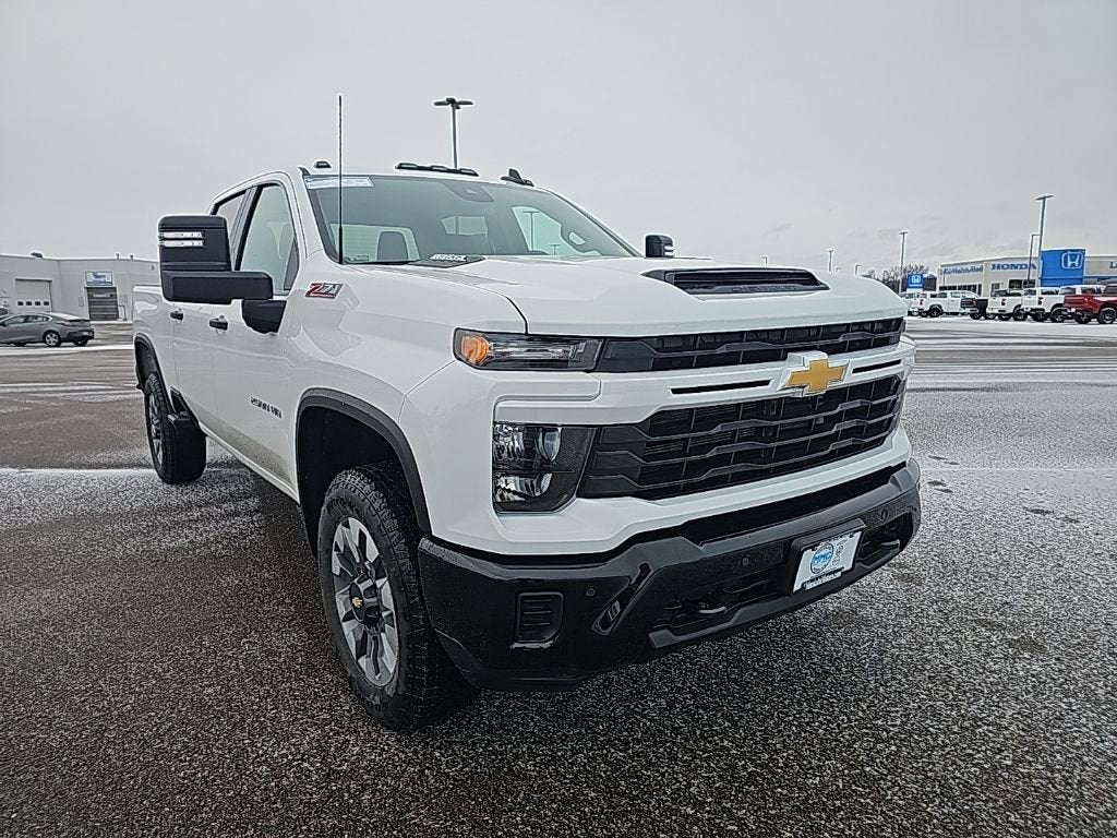 2026 Chevrolet Silverado 2500 HD Custom