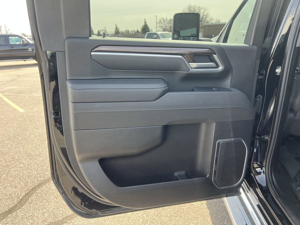 2025 Chevrolet Silverado 3500 HD LT