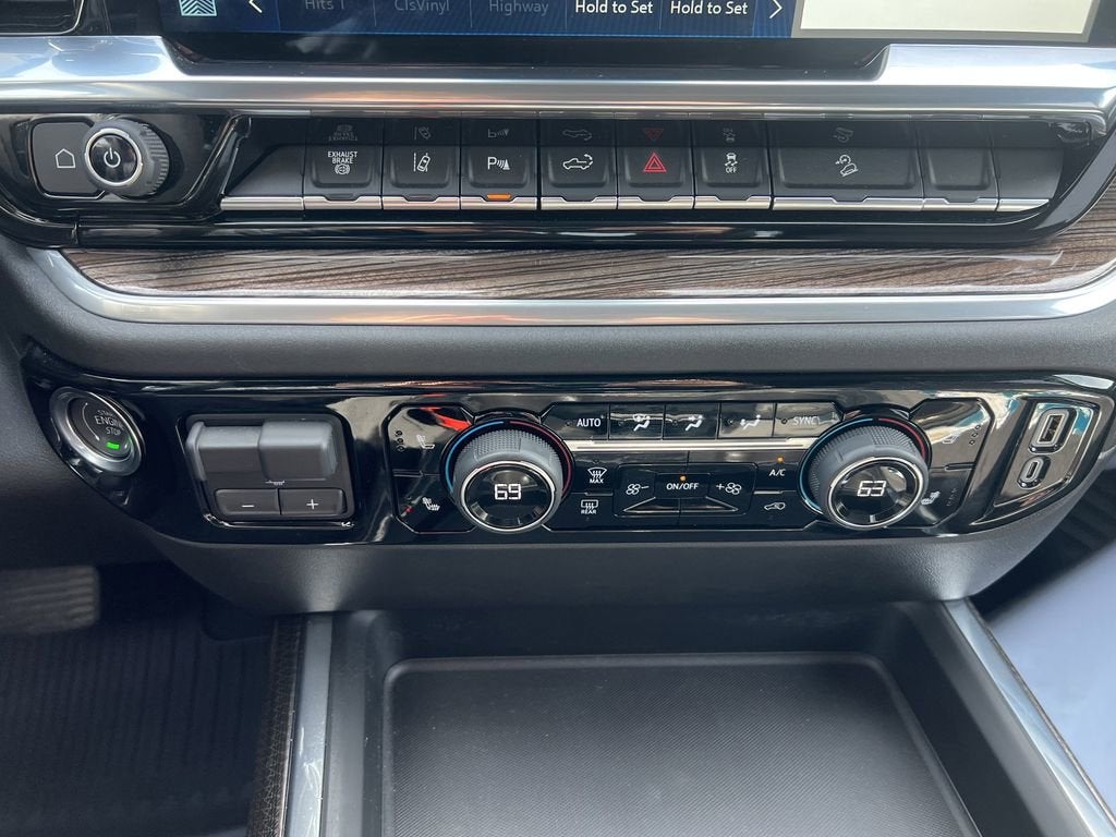 2025 Chevrolet Silverado 3500 HD LT