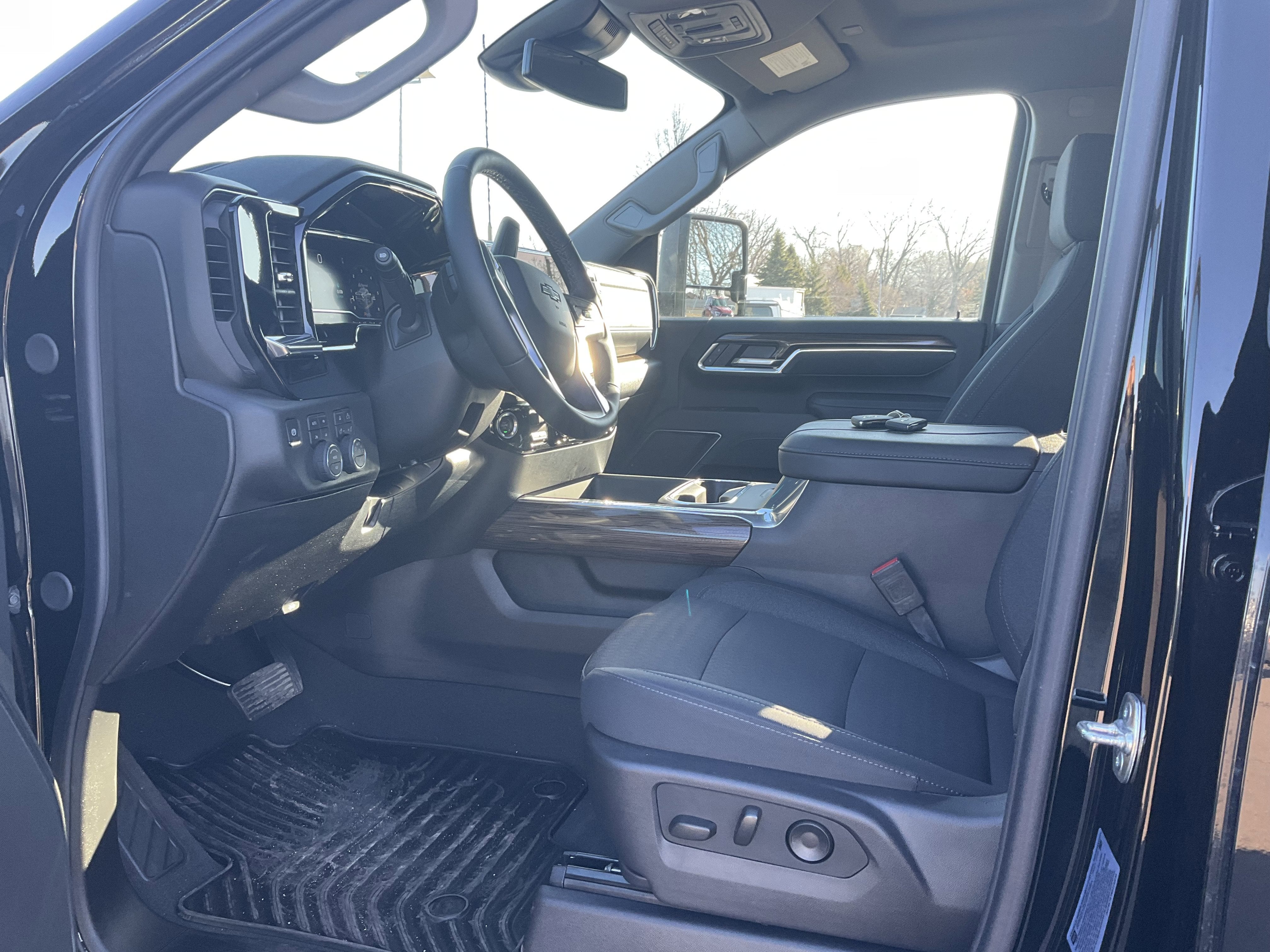 2025 Chevrolet Silverado 3500 HD LT