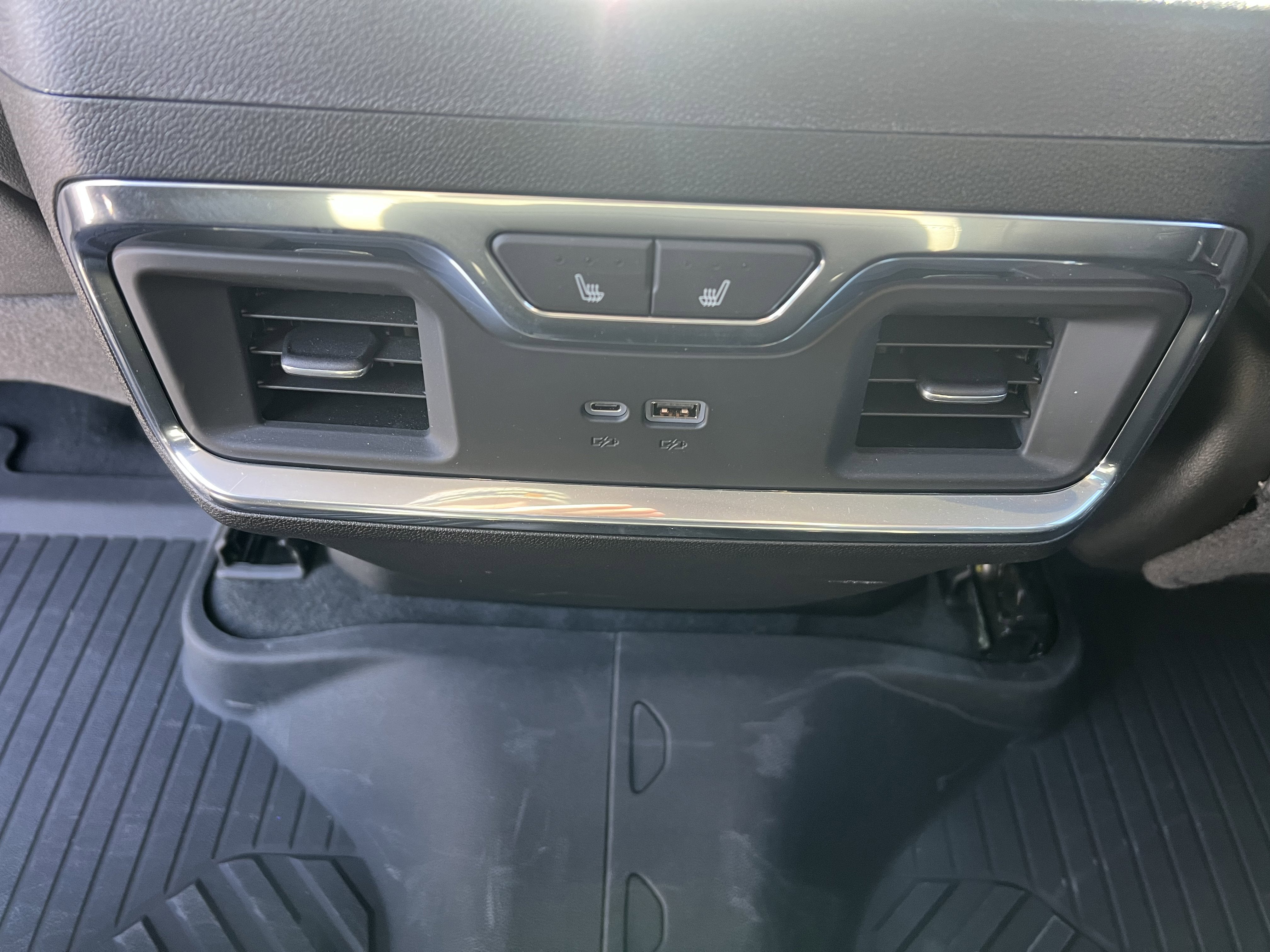 2025 Chevrolet Silverado 3500 HD LTZ