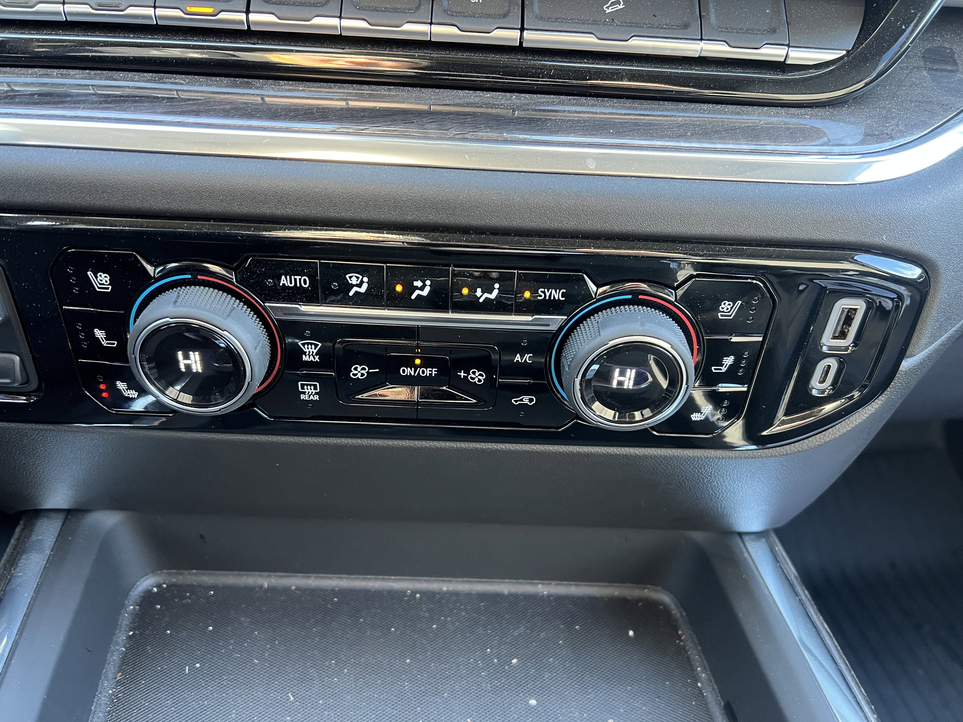 2025 Chevrolet Silverado 3500 HD LTZ