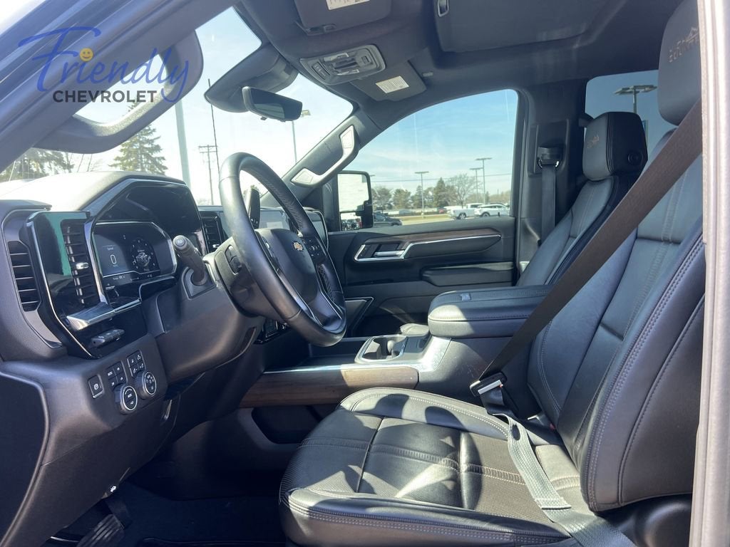 2024 Chevrolet Silverado 3500 HD High Country