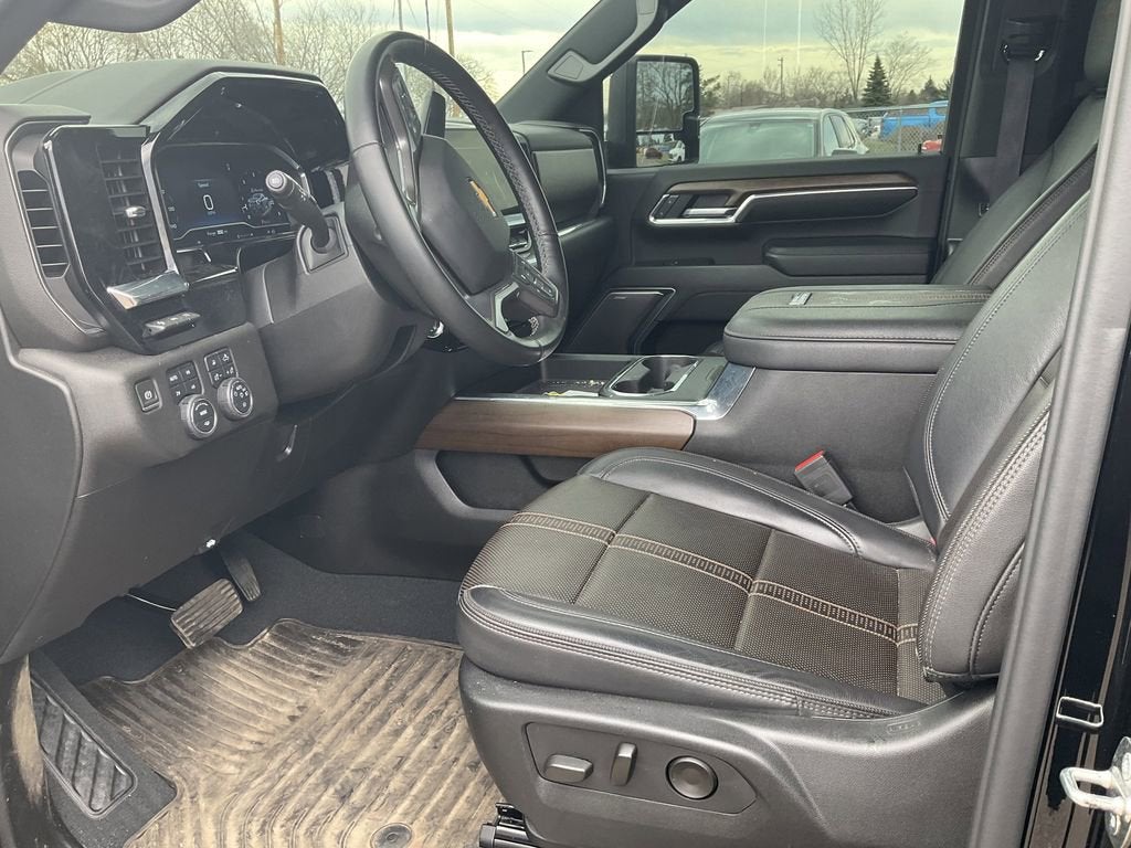 2024 Chevrolet Silverado 3500 HD High Country