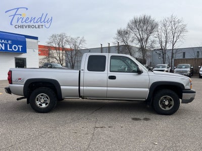 2004 Chevrolet Silverado 1500 LS