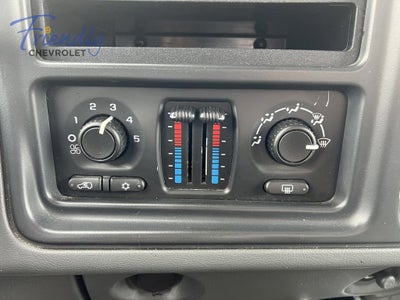 2004 Chevrolet Silverado 1500 LS