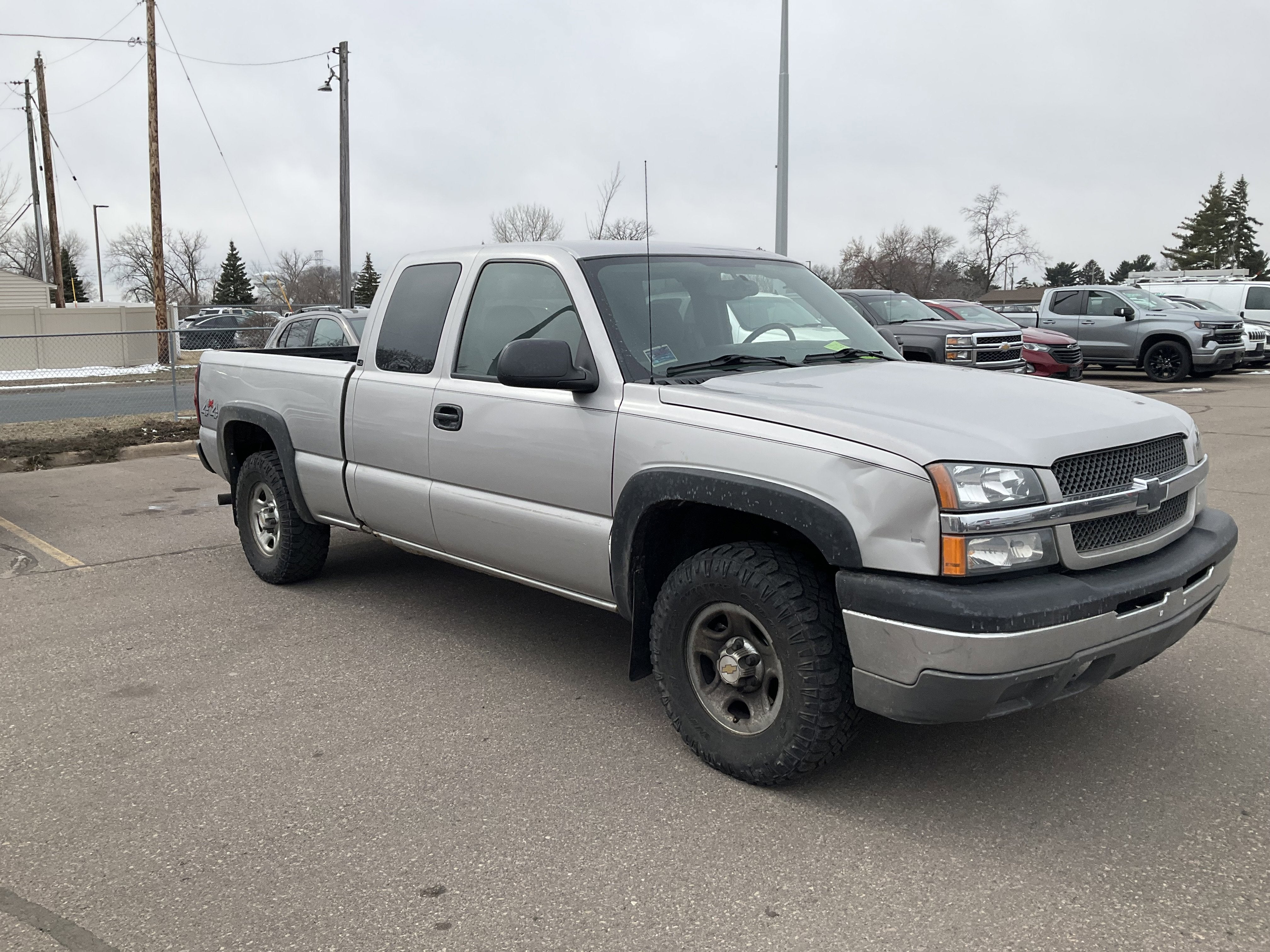 2004 Chevrolet Silverado 1500 LS