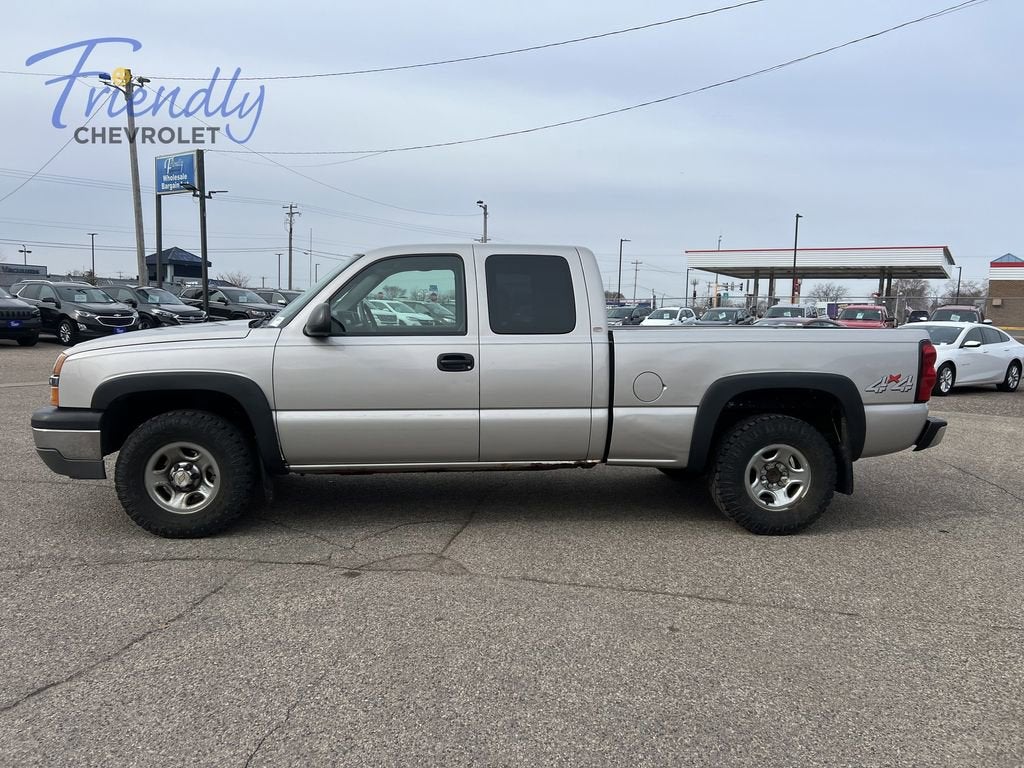2004 Chevrolet Silverado 1500 LS