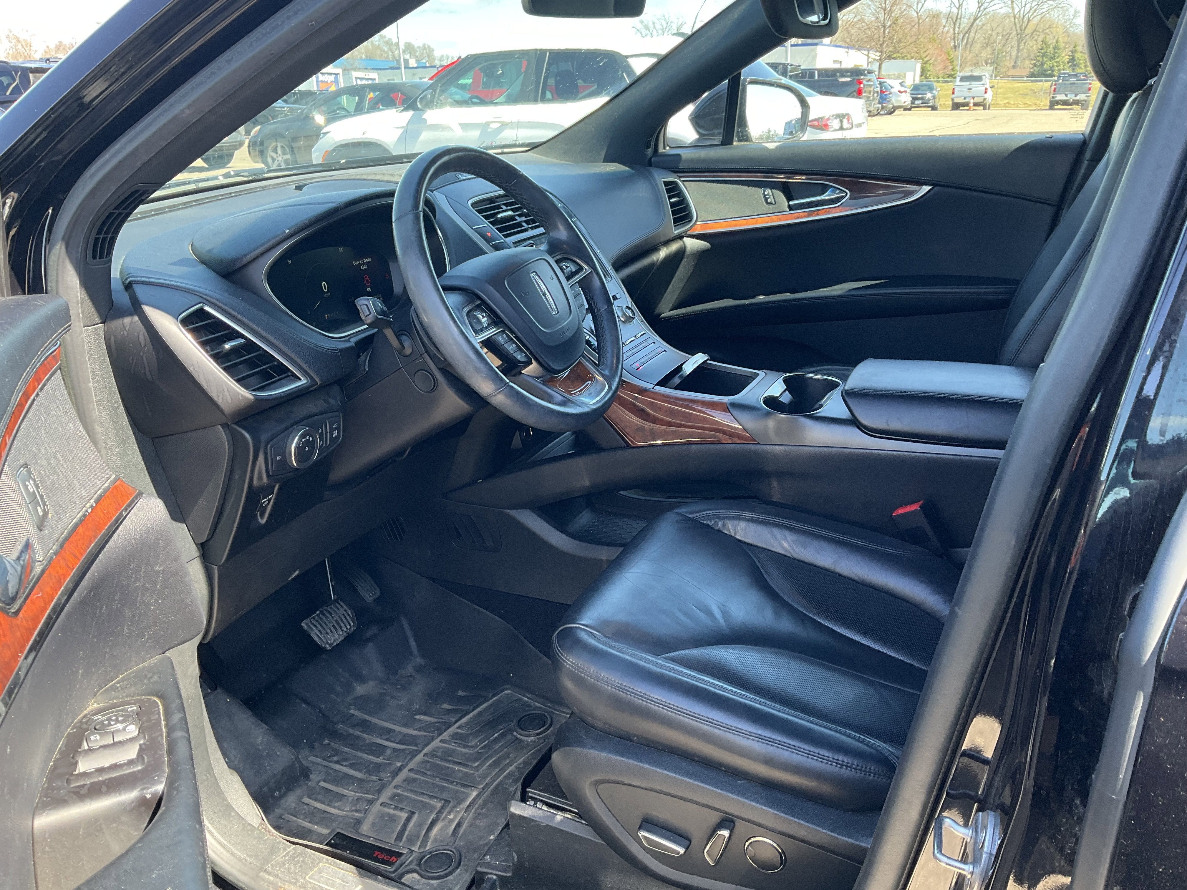 2019 Lincoln Nautilus Select