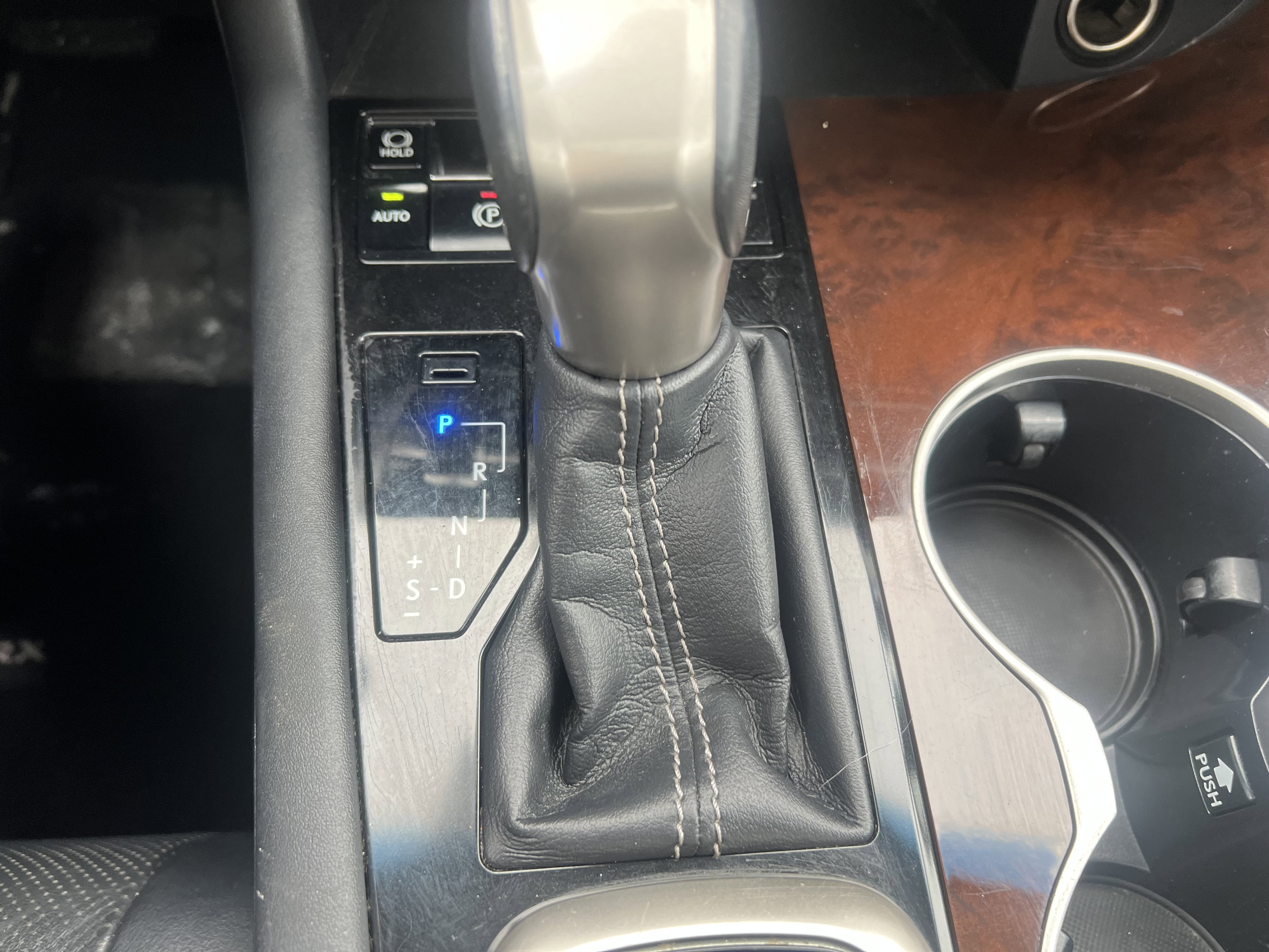 2016 Lexus RX 450h AWD 4dr