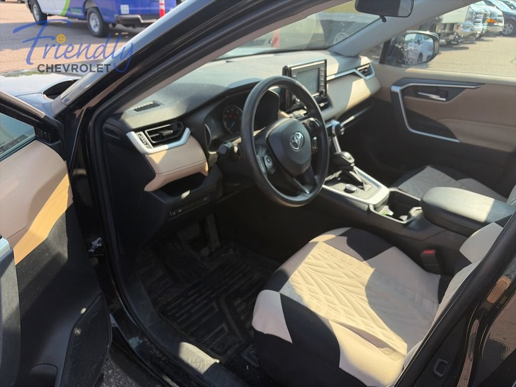 2020 Toyota RAV4 Hybrid XLE