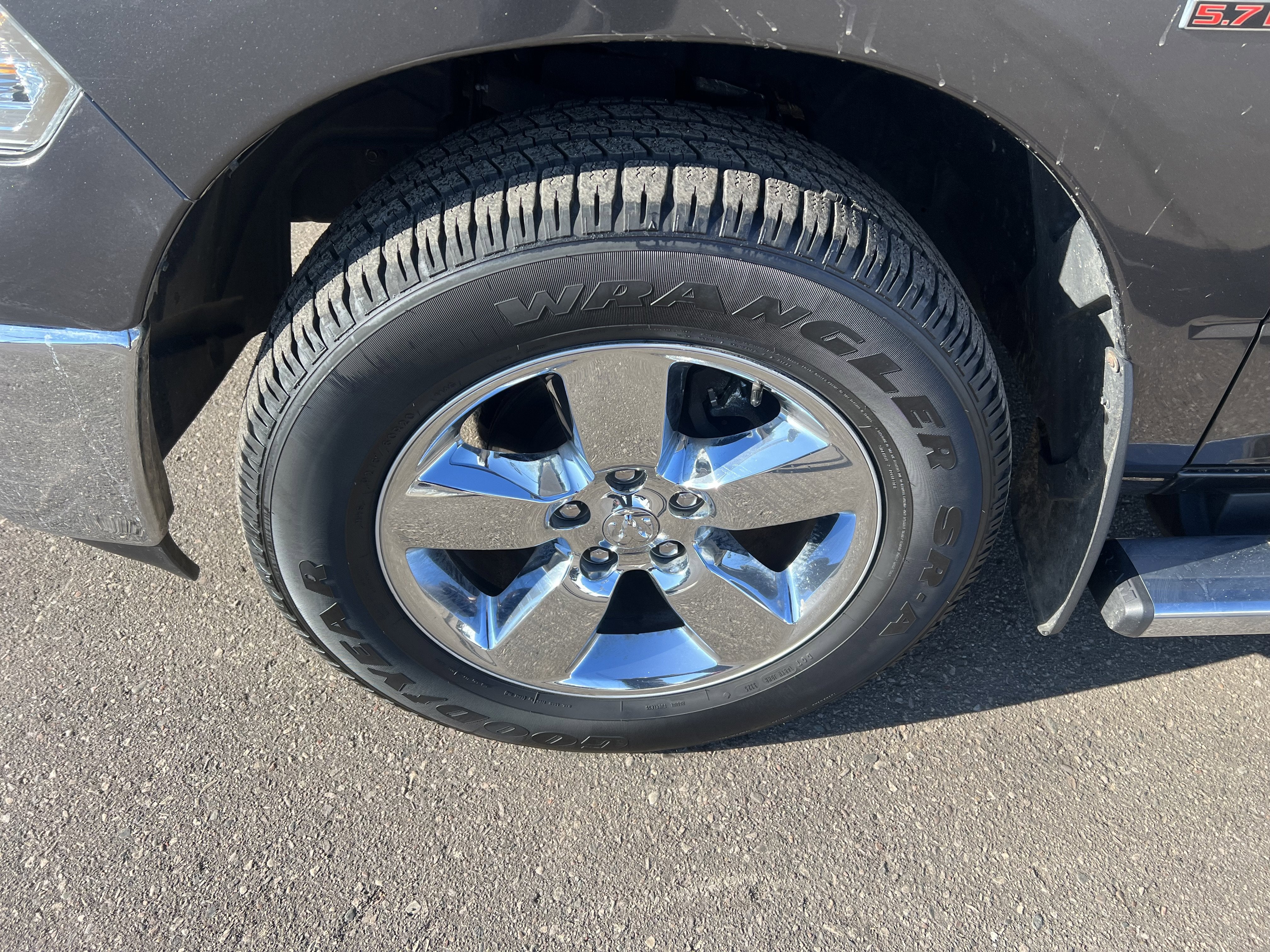 2017 RAM 1500 Big Horn Crew Cab 4x4 5'7" Box