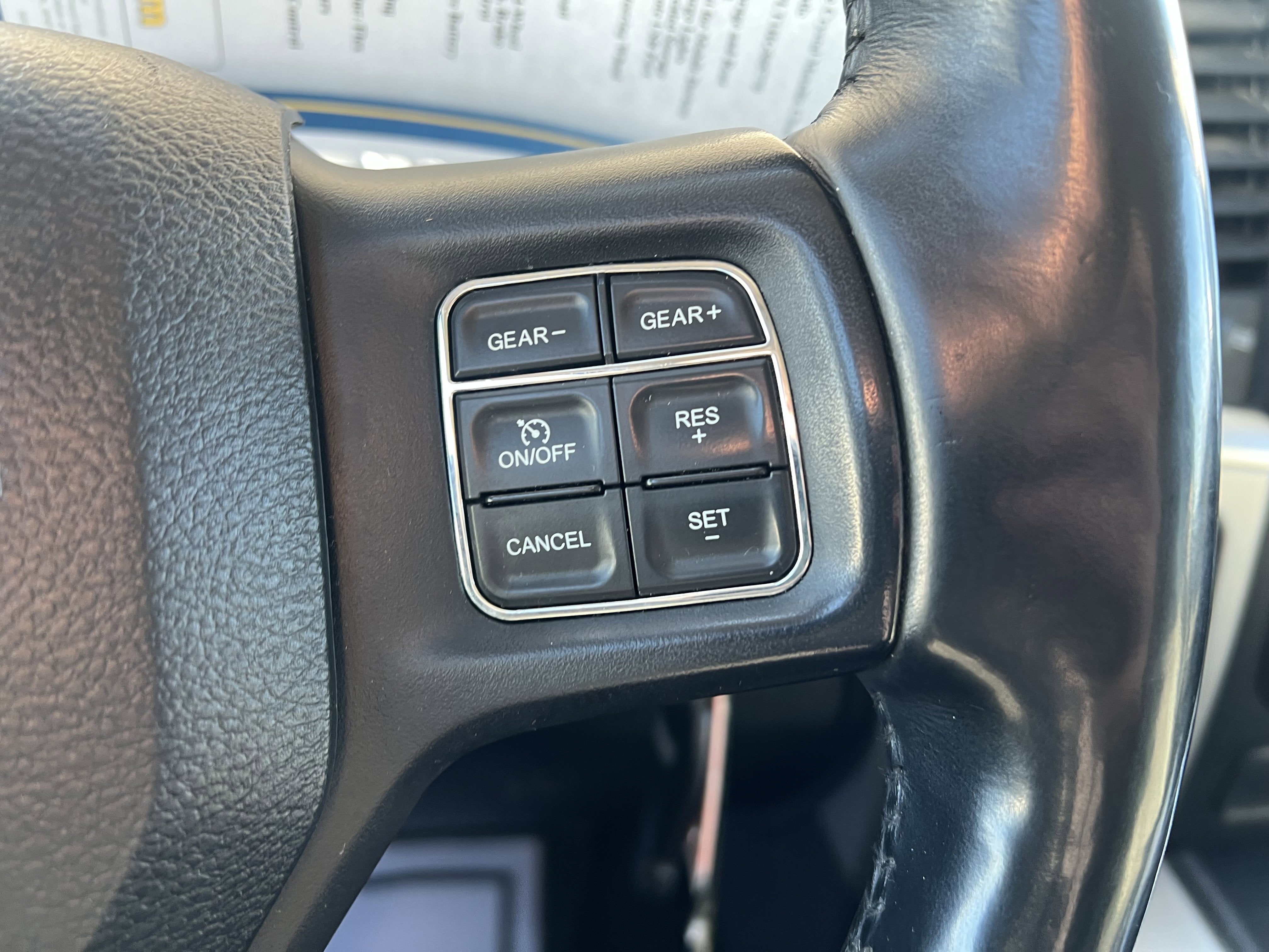 2017 RAM 1500 Big Horn Crew Cab 4x4 5'7" Box