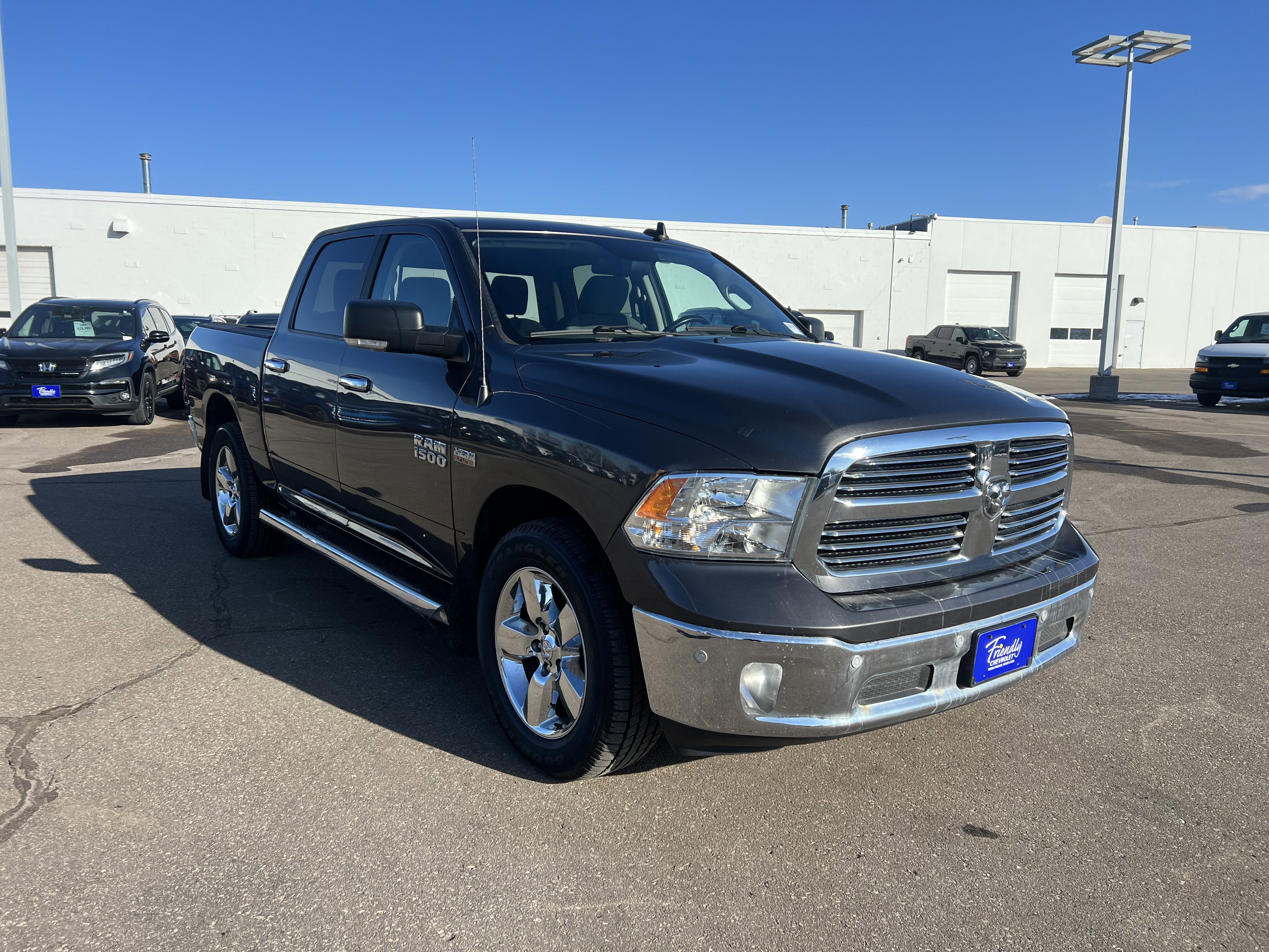 2017 RAM 1500 Big Horn Crew Cab 4x4 5'7" Box